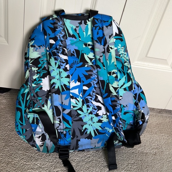 Vera Bradley Backpack - Picture 4 of 4